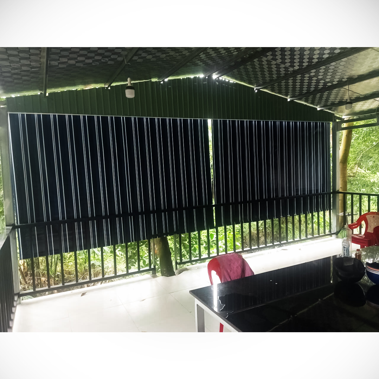 Rèm Cuốn Che Nắng Mưa Ngoài Trời 250731 11 Rèm Cuốn Che Nắng Mưa Ngoài Trời 250731