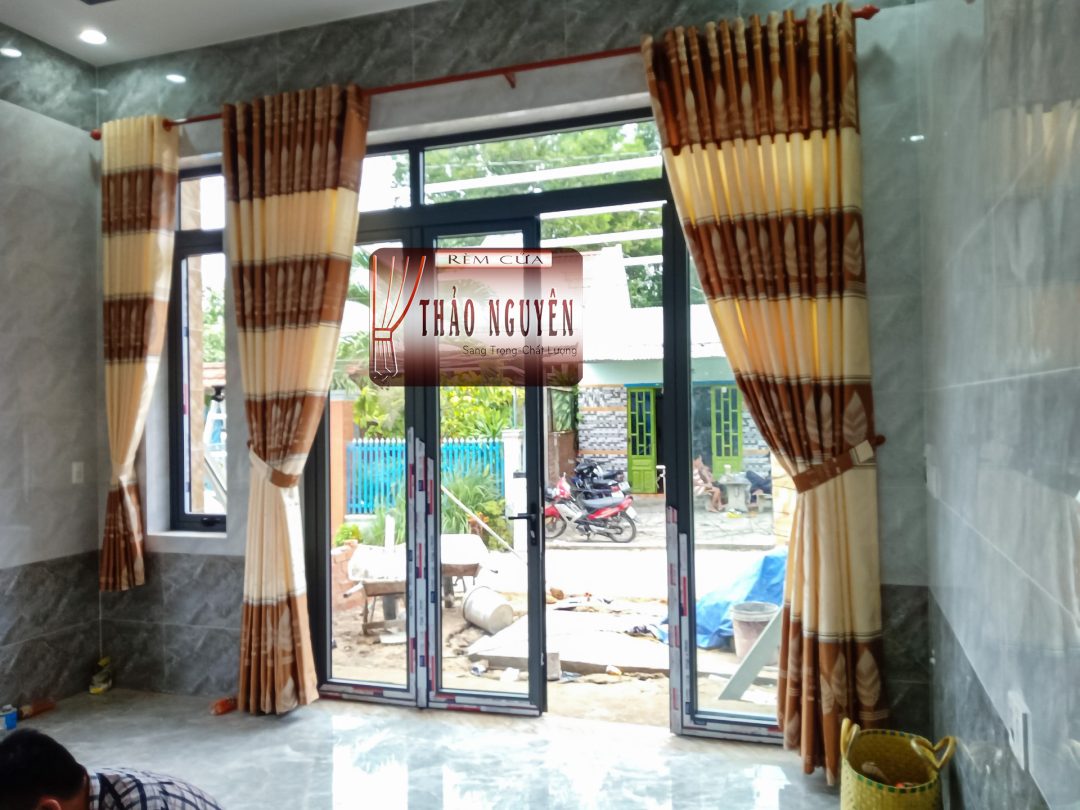 Rèm vải gấm nhẹ nhàng có hoa văn_ rèm nhà phố. - Ảnh 3
