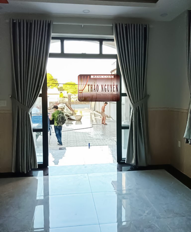 Rèm vải gấm 1 màu hoa văn nổi _ rèm biệt thự ở Long Thành Đồng Nai - Ảnh 5